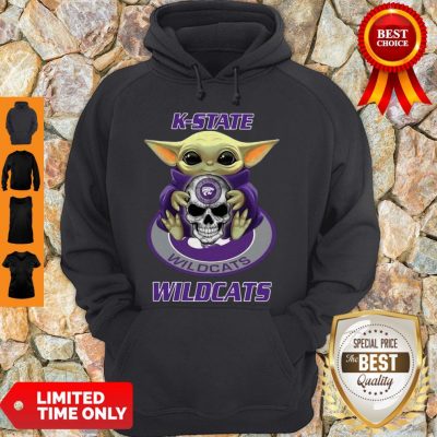 Pretty Baby Yoda Hug Skull K-State Wildcats Hoodie