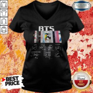 Pretty BTS Graphic Signatures V-neck