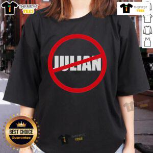 Official Dave Blunts Julian Ladies Tee featuring a stylish design perfect for casual wear and street fashion enthusiasts.