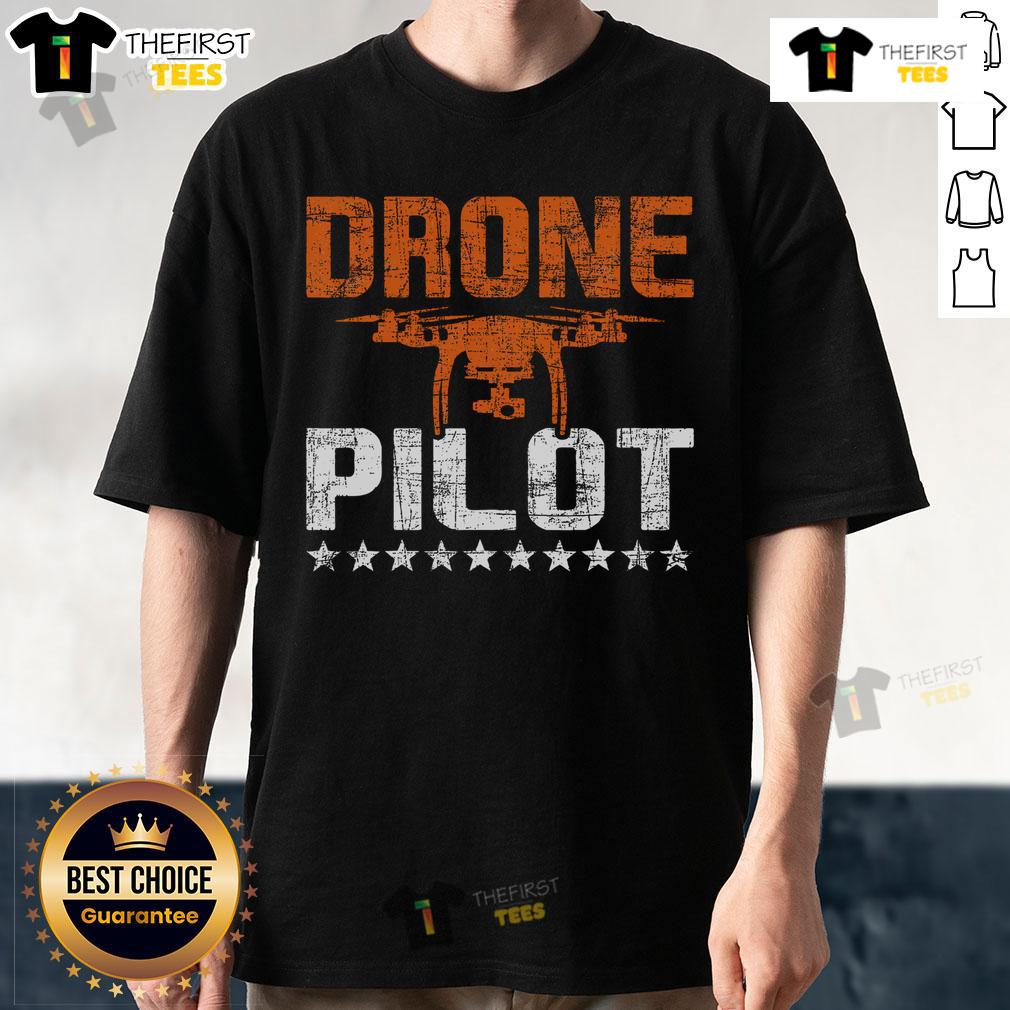 Top Drone Pilot RC Flight Operator T-Shirt featuring a quadcopter design, perfect for flying enthusiasts and experts.