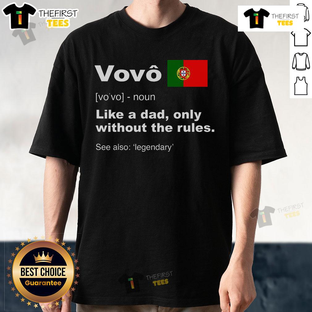 Vovo Camisa Funny Portuguese Grandfather T-Shirt showcasing a humorous design for proud Portuguese grandfathers.