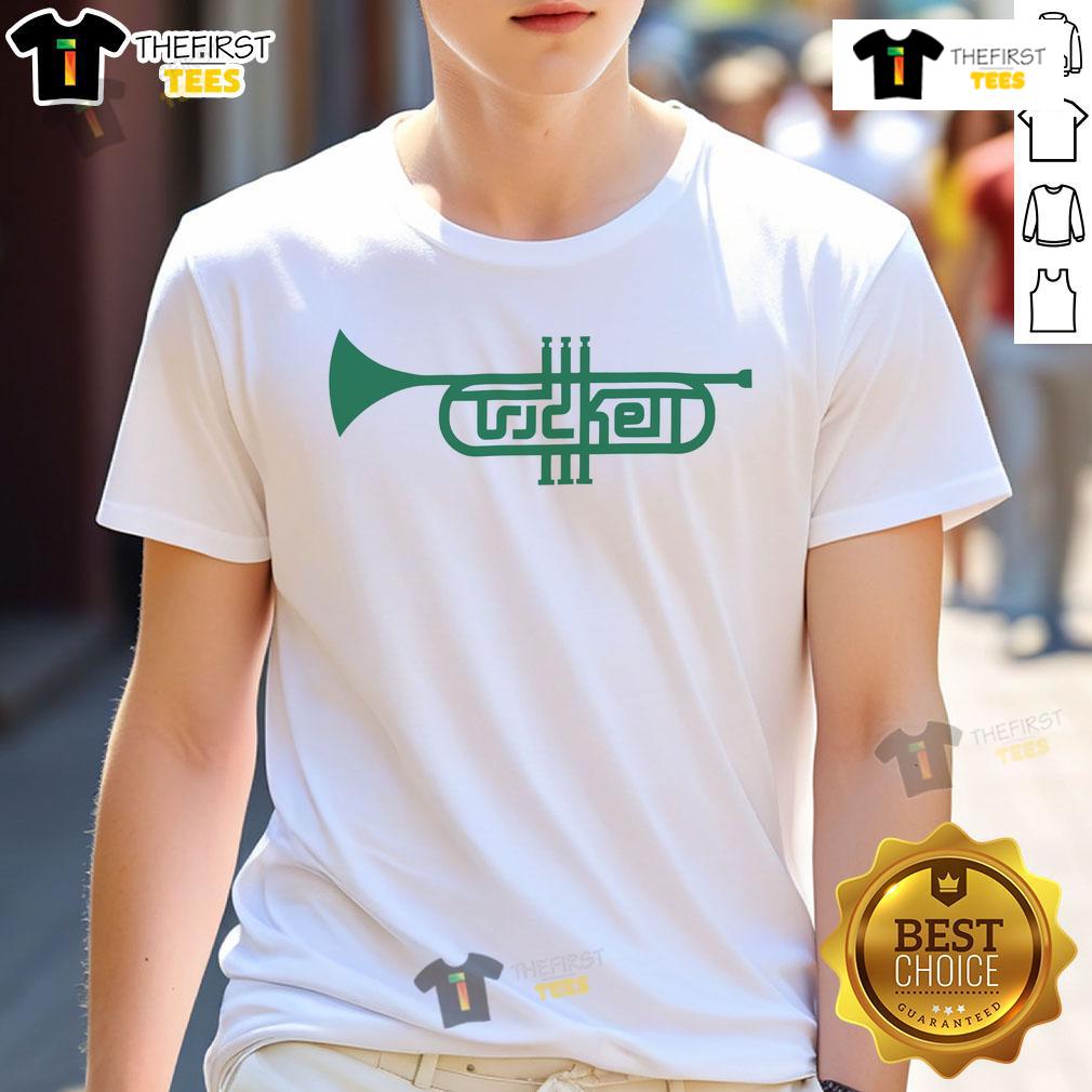 Good Trumpet Trickett England T-Shirt featuring a vibrant design, perfect for music lovers and fans of British fashion.