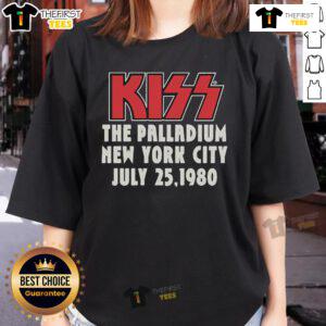 Official Kiss The Palladium New York City 1980 Ladies Tee featuring iconic band logo and vintage design.