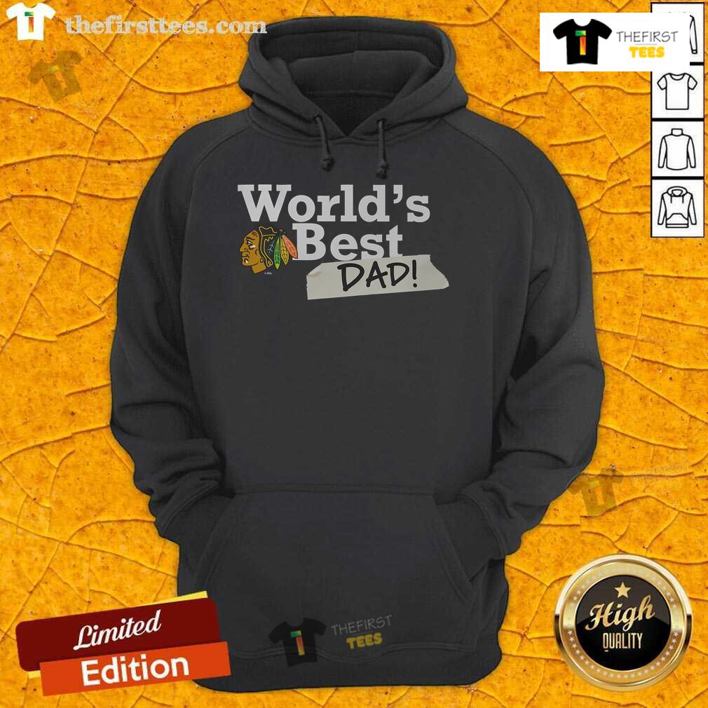 Top Chicago Blackhawks World's Best Dad Hoodie featuring team logo, perfect gift for hockey-loving dads.