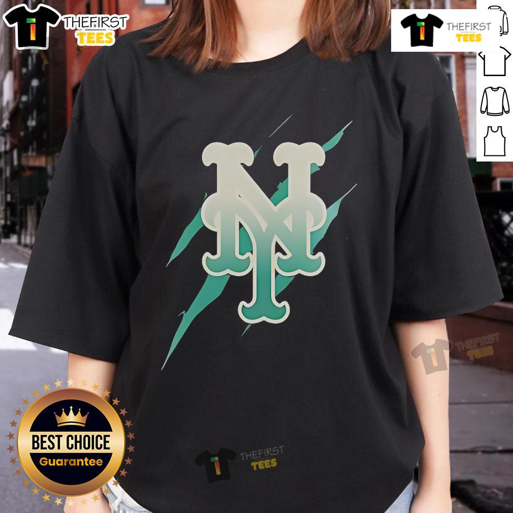 Original Jurassic World Rebirth New York Mets logo ladies tee in stylish design for fans and collectors.