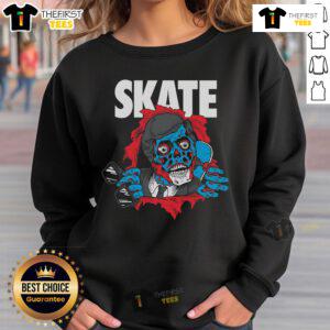 Original Skate Obey Brigade sweatshirt featuring bold graphics and a stylish design for streetwear enthusiasts.