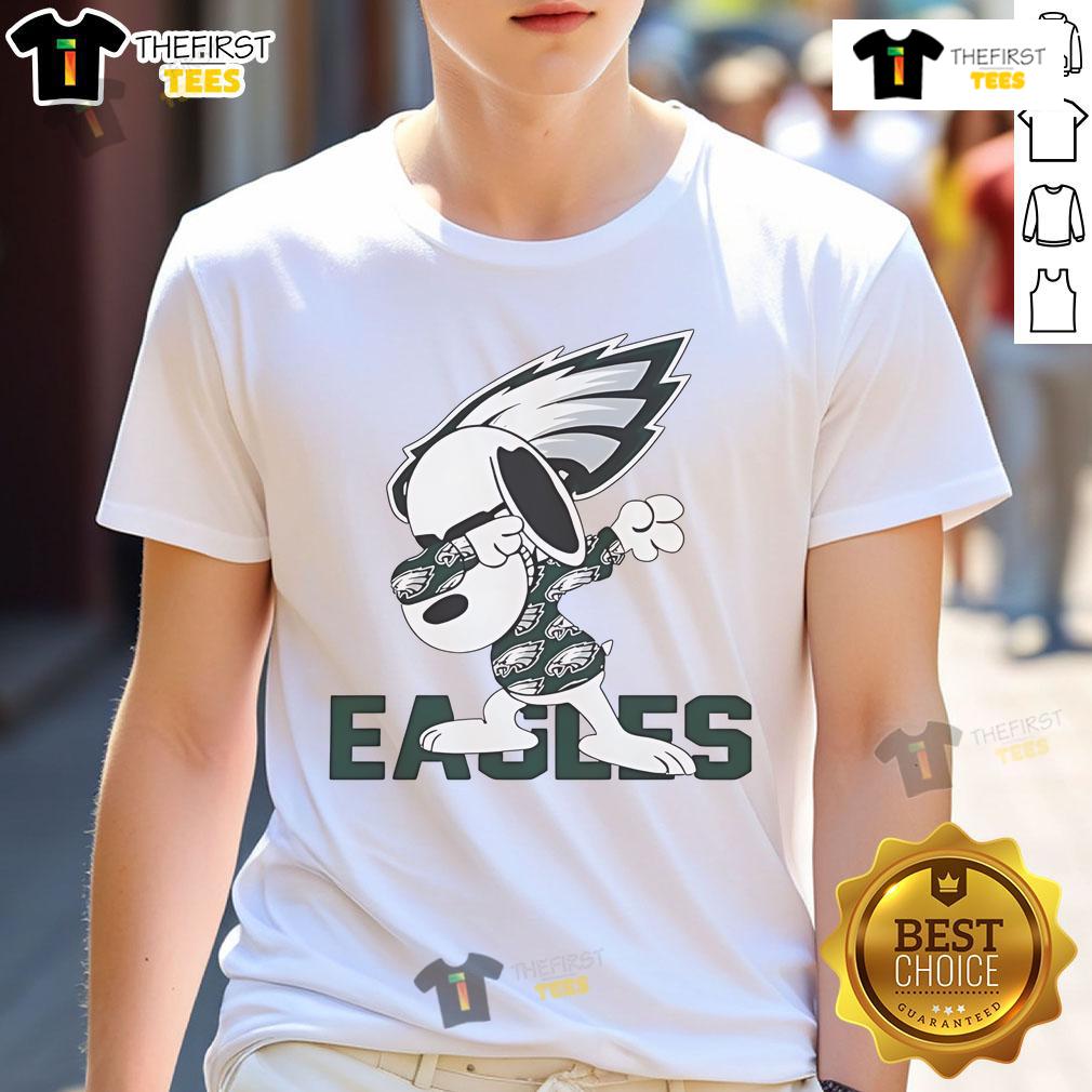 Good Snoopy dabbing on a Philadelphia Eagles T-shirt, perfect for fans celebrating game day in style.