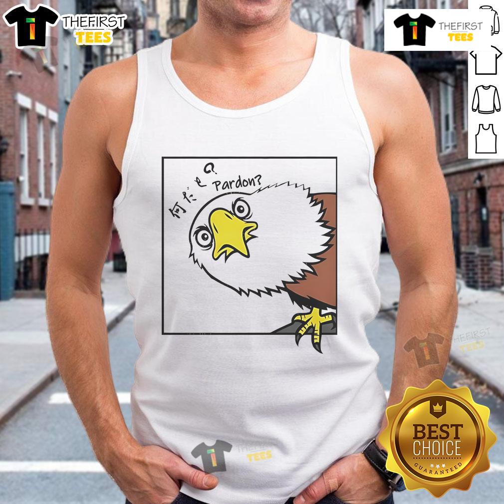 Nice curious eagle design on a Japanese-style tank top, perfect for fashion enthusiasts and wildlife lovers.