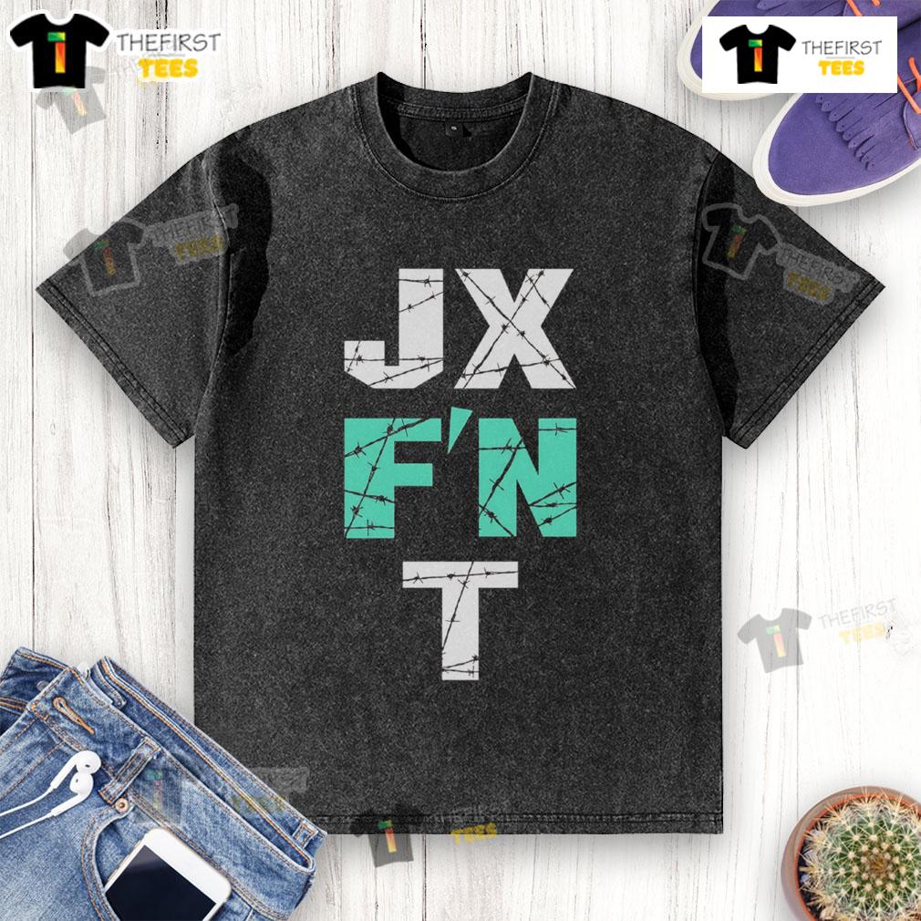 Official JX FN T Essential 2025 washed t-shirt in soft fabric, showcasing a stylish casual look for everyday wear.
