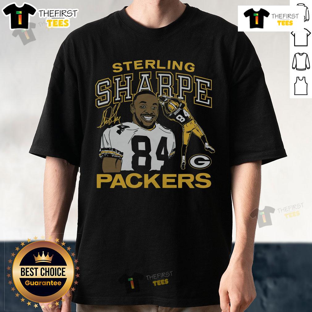 Official Packers Sterling Sharpe Signature T-Shirt featuring a bold design and team colors, perfect for fans and collectors.