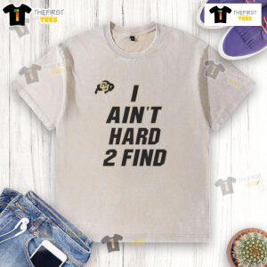 Nice Deion Sanders 'I Ain't Hard 2 Find' washed t-shirt featuring a stylish design for sports fans and fashion enthusiasts.