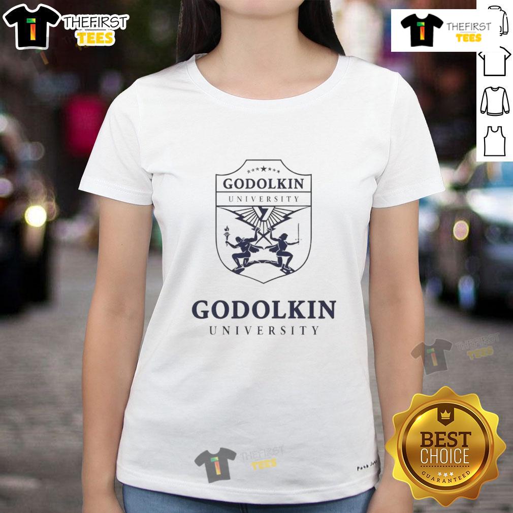 Alt Text: Nice Gen V Emma Meyer wearing a stylish tee from Godolkin University, showcasing a trendy look for fans.