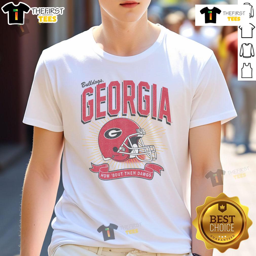 Premium Georgia Bulldogs Prime Play T-Shirt featuring team logo and vibrant colors, perfect for fans and game day attire.