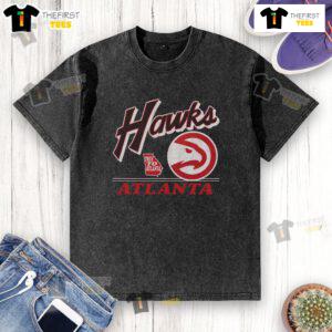 Alt Text: Vintage washed T-shirt featuring the Atlanta Hawks logo, perfect for fans showcasing their team spirit.