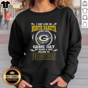 Premium Green Bay Packers sweatshirt for fans in North Dakota, showcasing team spirit on game day.