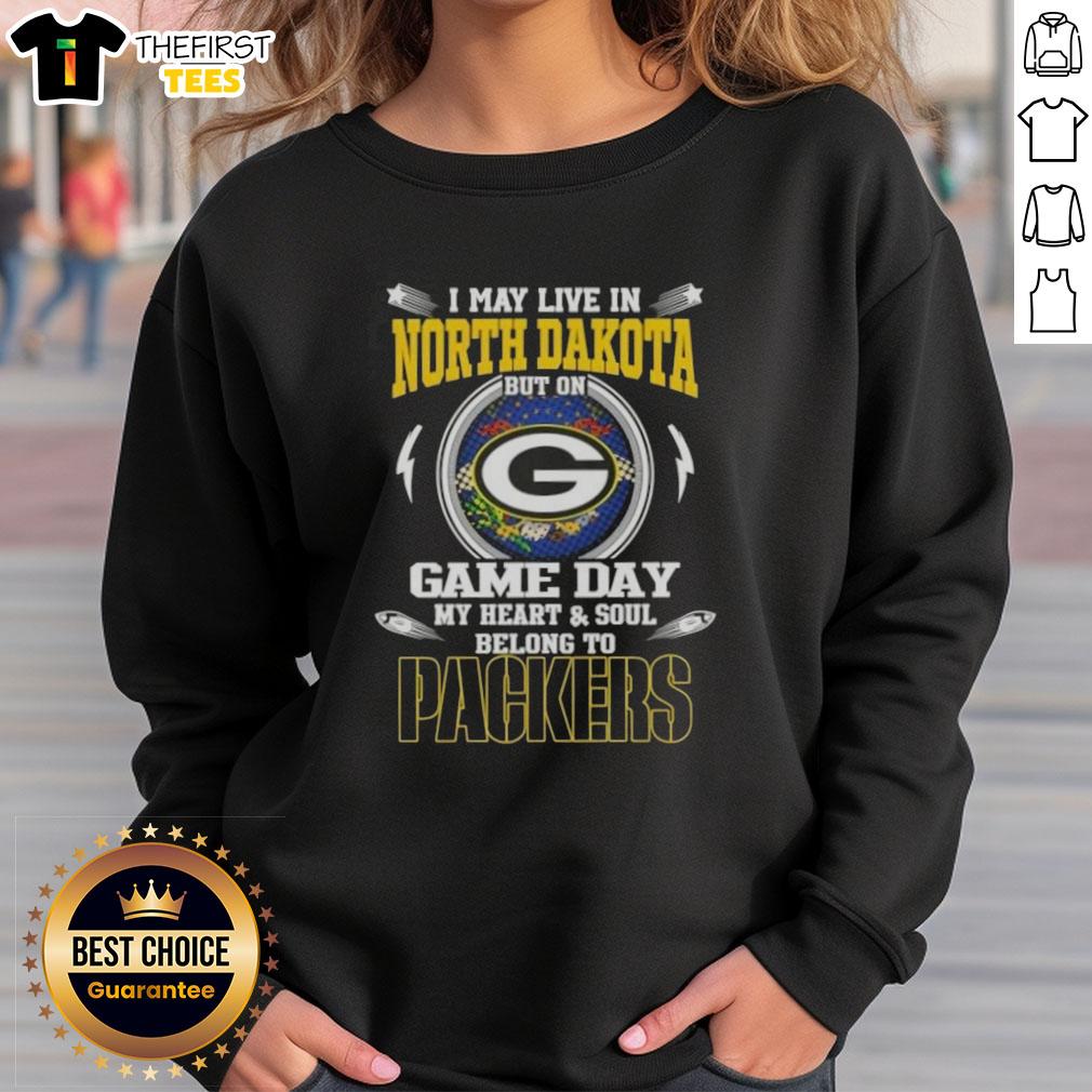 Premium Green Bay Packers sweatshirt for fans in North Dakota, showcasing team spirit on game day.