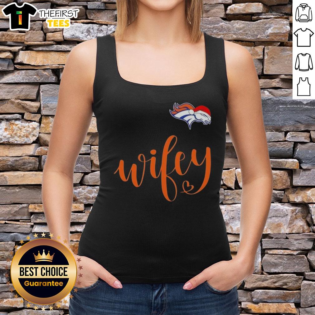 Original Wifey Denver Broncos Santa Hat Merry Christmas Tank Top perfect for holiday cheer and football fans.