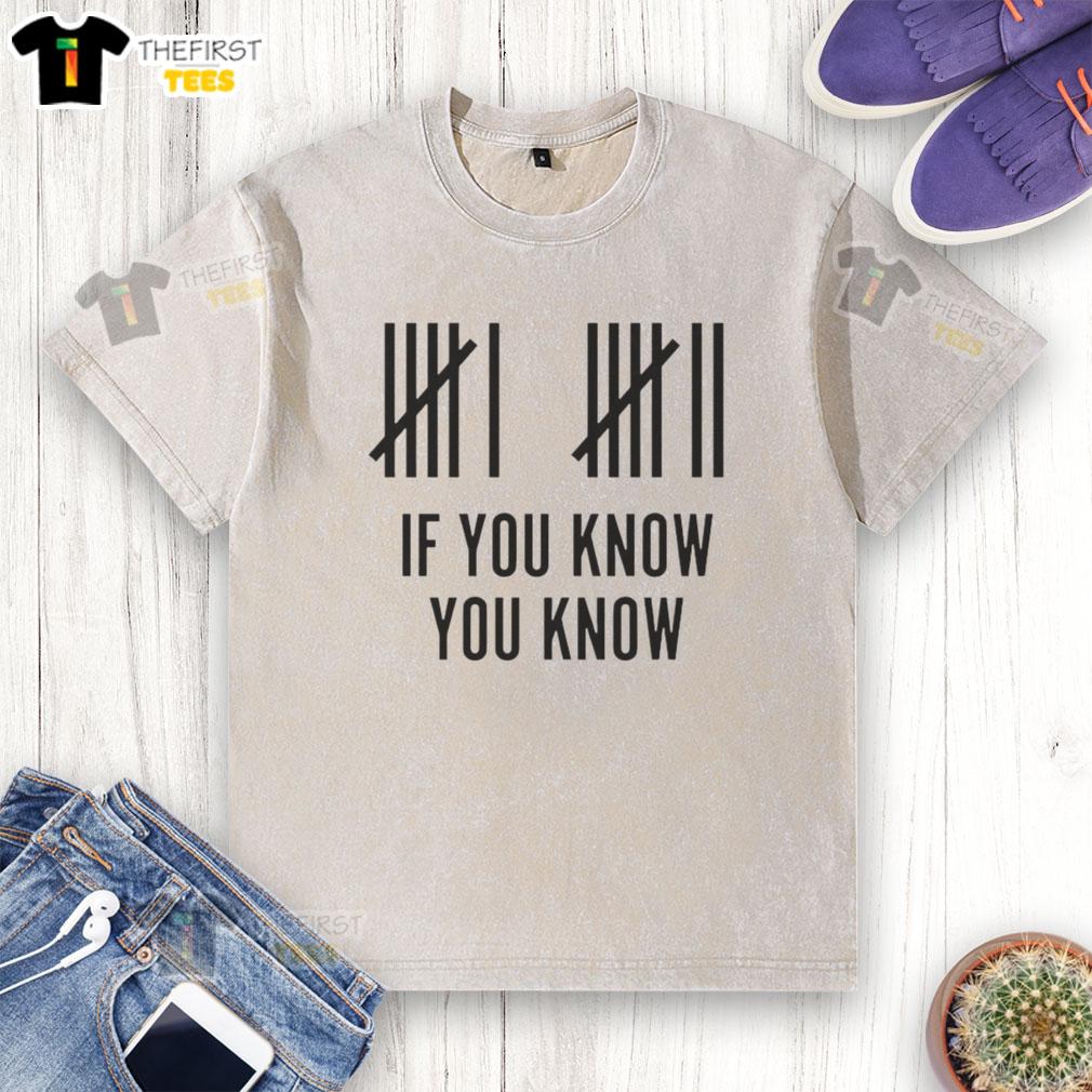 Good Six Seven If You Know You Know washed t-shirt in casual style, perfect for trendy, everyday wear.