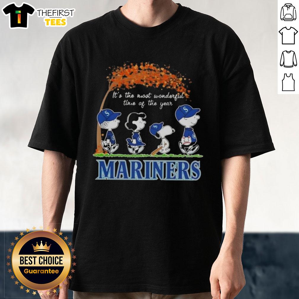 Alt Text: Happy Seattle Mariners X Peanuts Snoopy and Friends autumn T-shirt celebrating the most wonderful time of the year.
