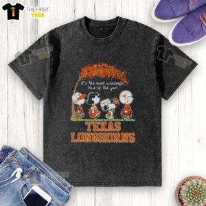 Alt Text: Happy Texas Longhorns X Peanuts Snoopy and Friends autumn-themed washed t-shirt, perfect for festive celebrations.