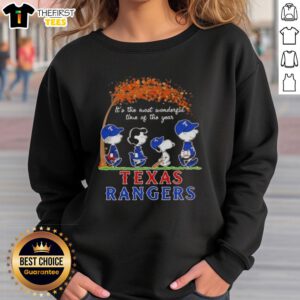 Happy Texas Rangers x Peanuts Snoopy sweatshirt celebrating autumn, perfect for the most wonderful time of the year.