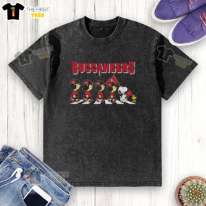 Premium Tampa Bay Buccaneers X Peanuts Snoopy and Friends Abbey Road washed t-shirt featuring iconic characters in vibrant colors.
