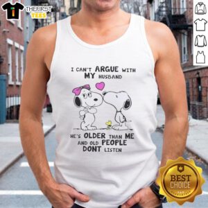 Pretty Peanuts Snoopy tank top with 'I Can't Argue With My Husband' quote, perfect for fans of vintage cartoons.