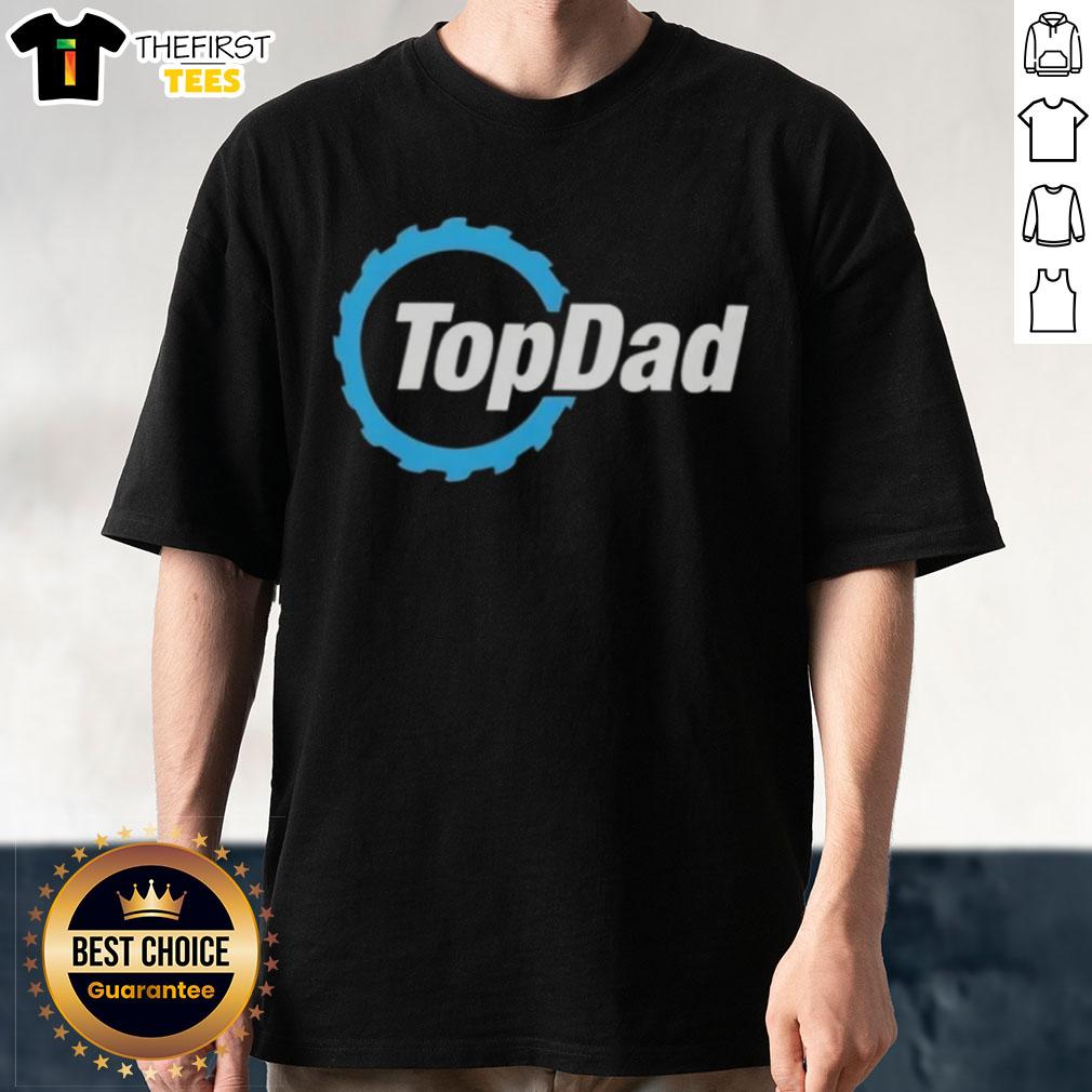 Top Dad Woodworking Saw Blade Dad T-Shirt featuring a stylish design for proud dads who love woodworking.