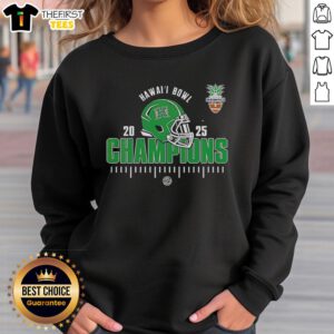 2025 Hawaii Rainbow Warriors NCAA Football Hawaii Bowl Champions sweatshirt in green with team logo.
