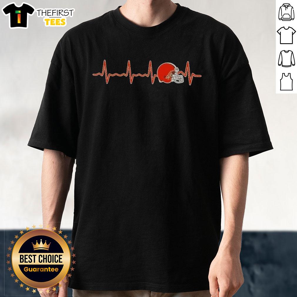 Top Heartbeat Cleveland Browns Football Logo Graphic T-Shirt featuring a stylish design for fans and players.