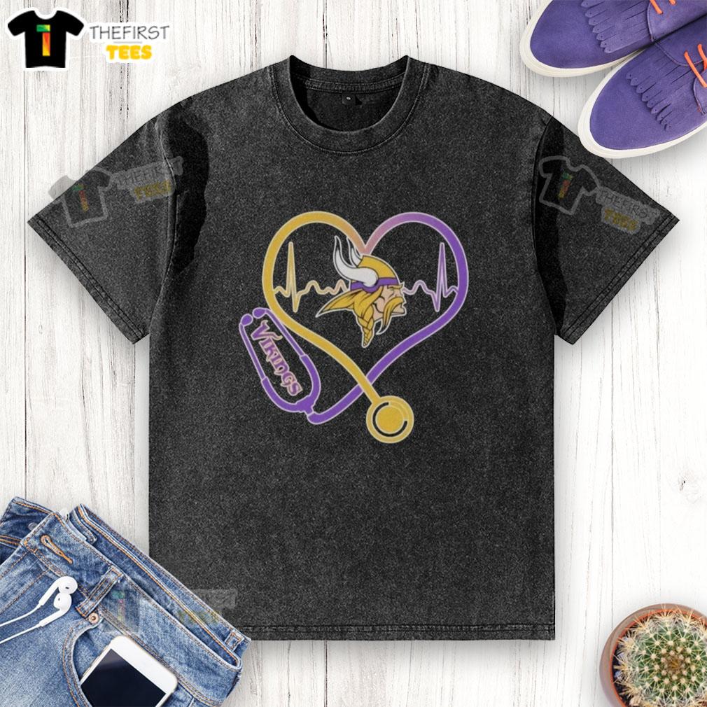 Top Love Minnesota Vikings Stethoscope Headphones Fans Washed T-Shirt showcasing team spirit and style for football fans.
