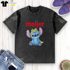 Top Stitch Cosplay Crocodile X Meijer washed t-shirt featuring vibrant colors and unique design for cosplay enthusiasts.
