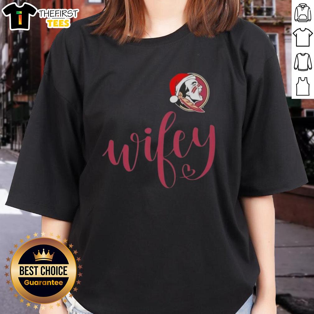 Top Wifey Florida State Seminoles Santa Hat Merry Christmas Ladies Tee for festive sports fans celebrating the holiday season.