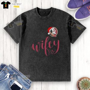 Top Wifey Florida State Seminoles Santa Hat Merry Christmas Washed T-Shirt featuring festive design for FSU fans.