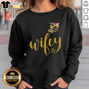 Georgia Tech Yellow Jackets sweatshirt with Santa hat for a merry Christmas, perfect gift for top wifey fans.