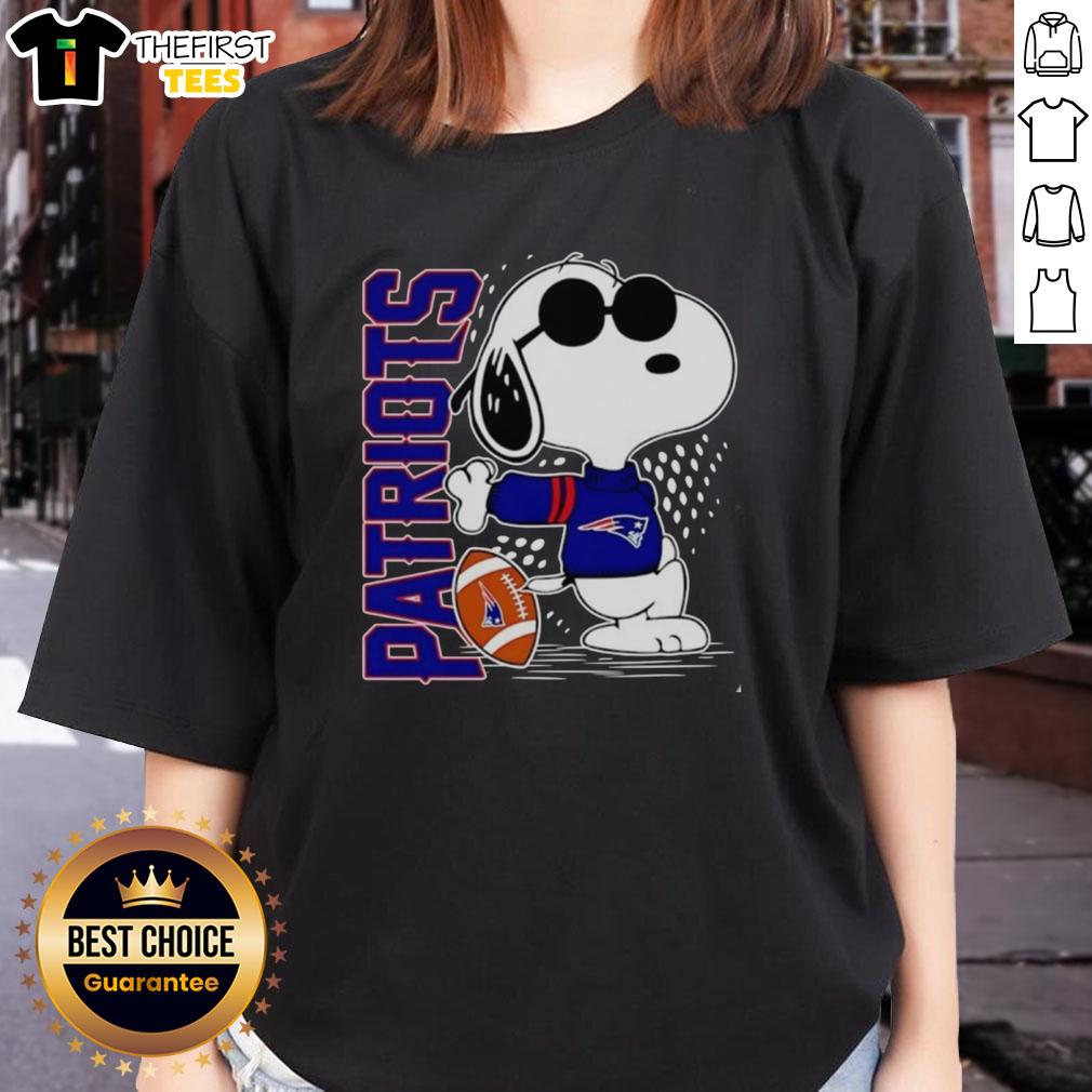 Original Peanuts Snoopy x New England Patriots football ladies tee featuring Snoopy in team colors for fans.
