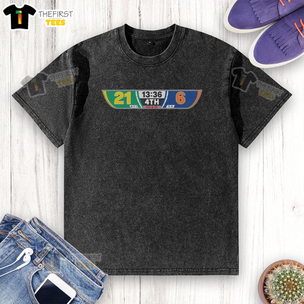 Original Green Bay Packers vs Chicago Bears scoreboard t-shirt, celebrating Packers' 21-6 victory, stylish and comfortable.
