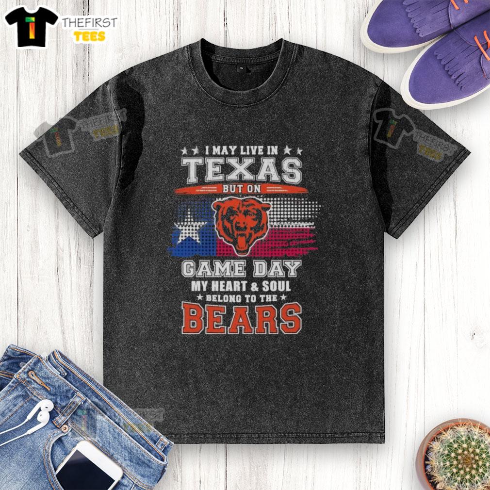 Premium Chicago Cubs vintage washed t-shirt - I may live in Texas, but my heart belongs to Cubs on game day.