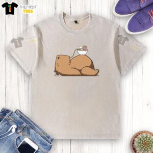 Trendy Pretty Capy Ramen washed t-shirt featuring a colorful capybara graphic, perfect for casual wear.