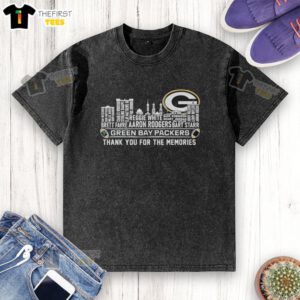 Top Green Bay Packers 'Thank You For The Memories' city skyline washed t-shirt showcasing team pride and style.