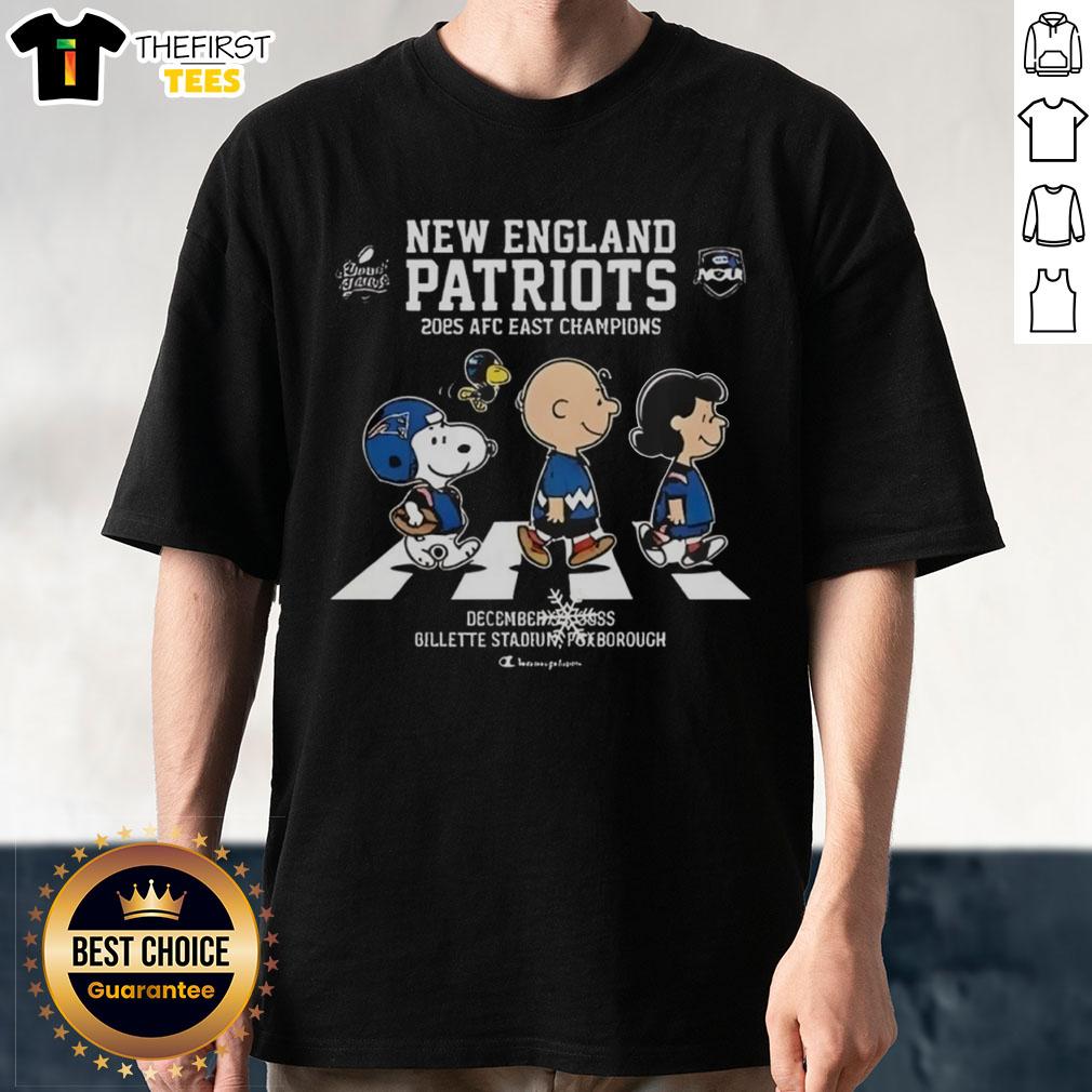 Top New England Patriots 2025 AFC East Champions T-Shirt featuring Snoopy and Peanuts on Abbey Road design.