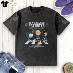 Alt Text: Top New England Patriots 2025 AFC East Champions Snoopy and Peanuts Abbey Road washed t-shirt design.