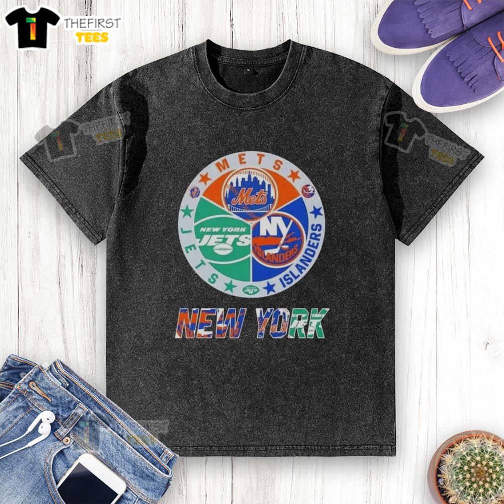 Alt Text: Top New York City sports logos: Mets, Islanders, Jets combined on a stylish washed t-shirt design.