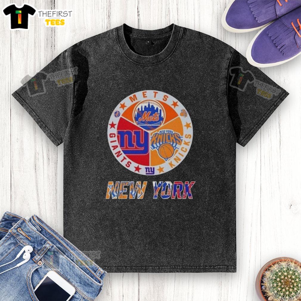 Top New York City sports logos for Mets, Knicks, and Giants on a combined washed t-shirt design.