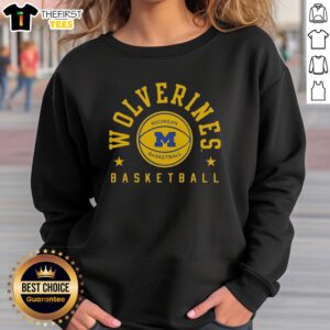 Awesome Valiant University of Michigan Basketball retro stars sweatshirt featuring vibrant graphics and a classic design.