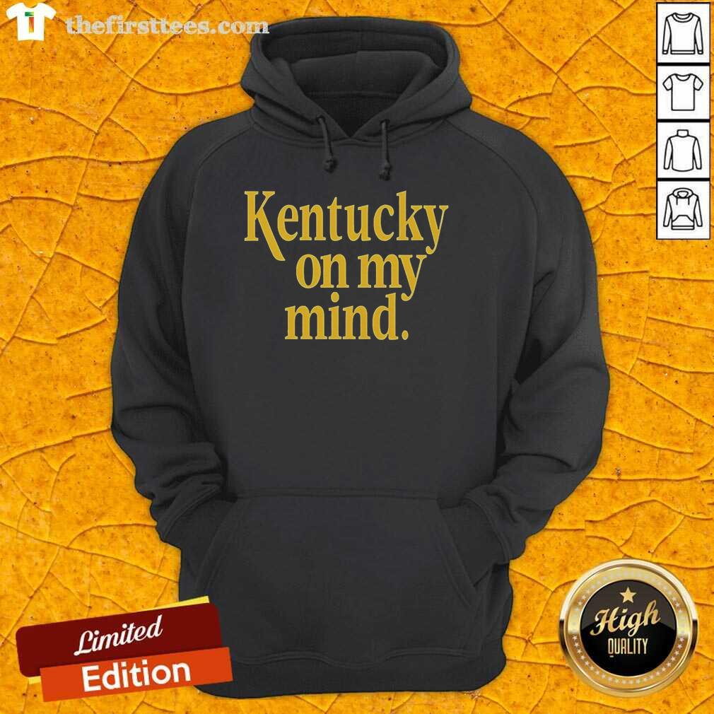 Premium Kentucky On My Mind Letter Hoodie in stylish design, perfect for casual wear and Kentucky pride.