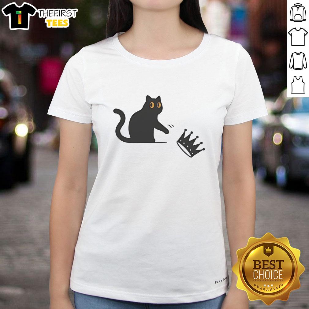 Pretty black cat wearing a crown on American ladies' tee, perfect for cat lovers and royal feline fans.