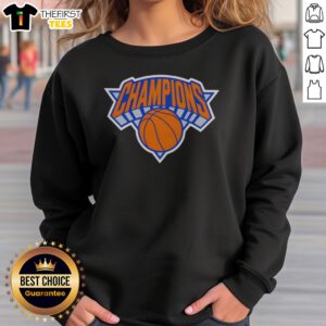 Pretty New York Knicks NBA Champions Basketball Classic Logo Sweatshirt in navy blue with bold team emblem on front